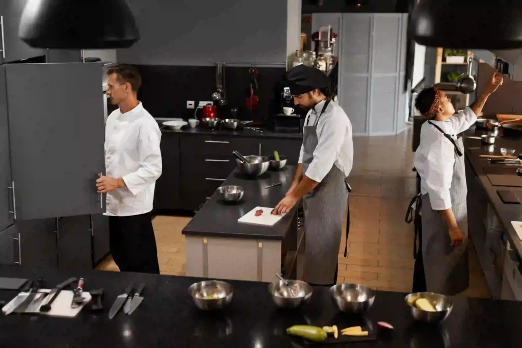 Cómo elegir maquinaria de hostelería profesional para tu negocio en Canarias
